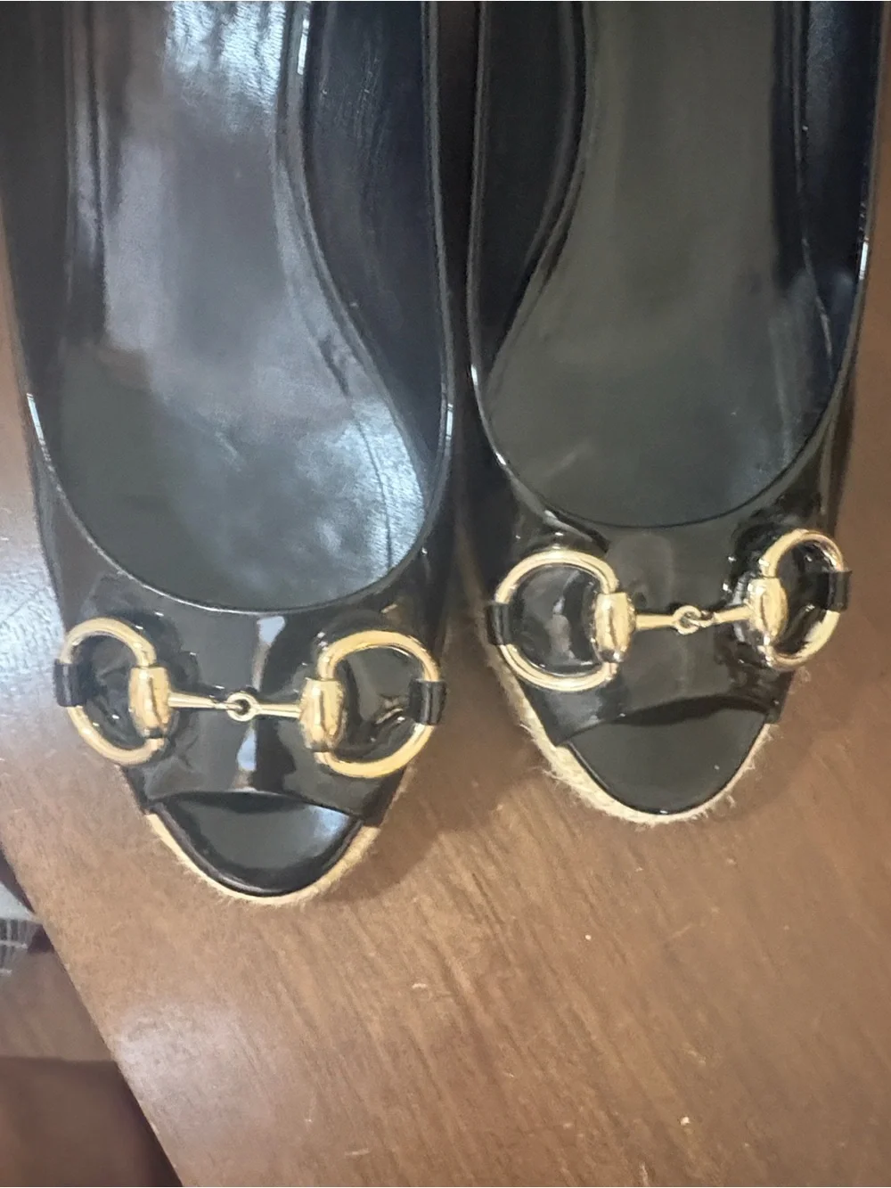 Gucci Black Patent Leather Peep-Toe Pumps with Gold Horsebit